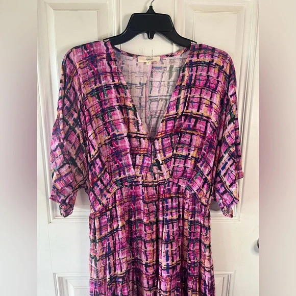 ENTRO NEW HOLDING ON TIGHTLY V NECK MAXI size large Colorful chic boutique - Picture 4 of 9